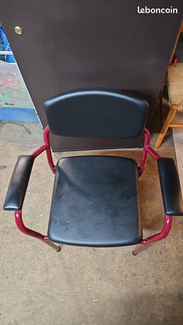 Chaise de toilette