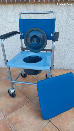 Chaise garde-robe