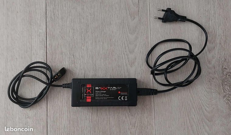 Chargeur D-Tap Baxxtar
