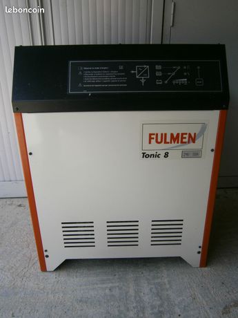 Chargeur de batteries 24V 55A 210-300 Ah