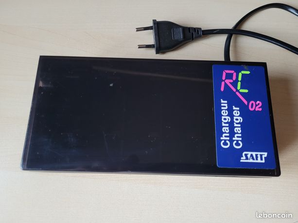 Chargeur de piles