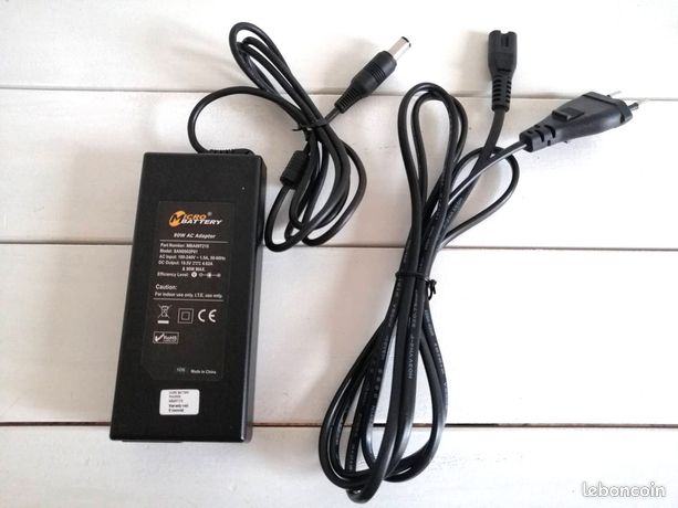 Chargeur alimentation Adaptateur PC Portable 90W INPUT 100-240V 1.5A OUTPUT 19.5V 4.62A