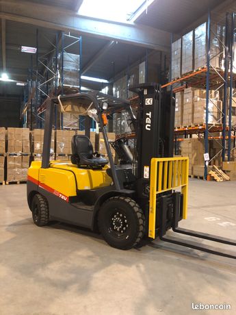 Chariot élévateur Diesel 2.5 Tonnes TEU FD25T