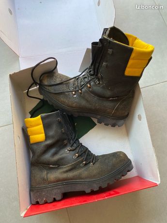 Chaussure de sécurité bucheronnage