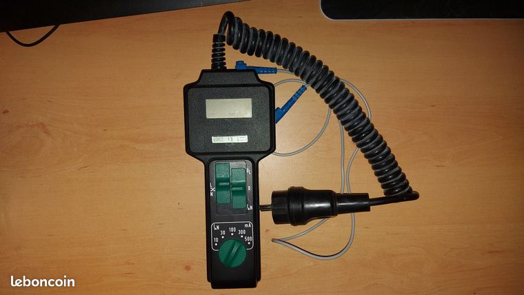 Chauvin Arnoux C.A. 6001 RCD Tester Prise de Courant 2P Terre Différentiel