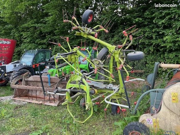 Claas VOLTO800