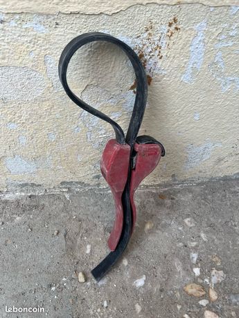 Clés à sangle