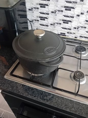 Cocotte four