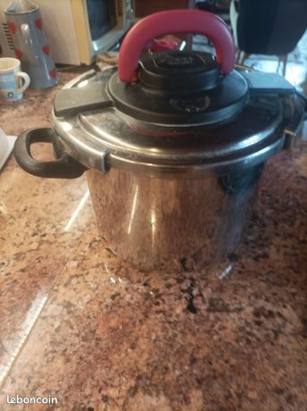 Cocotte Minute Seb