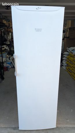 Congélateur armoire Hotpoint Ariston