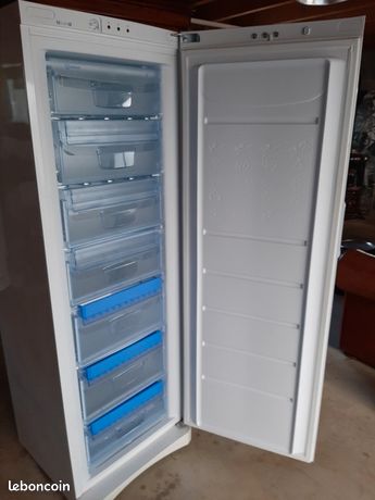 Congélateur armoire
