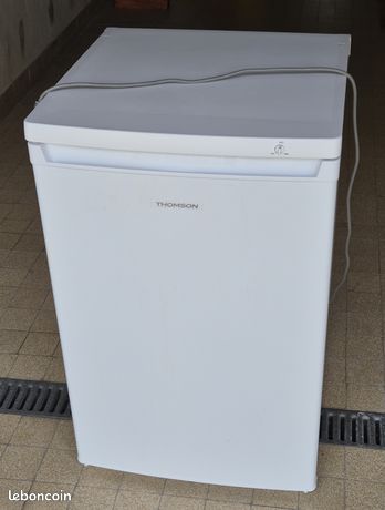 Congélateur Thomson THTTFZ4WHA++