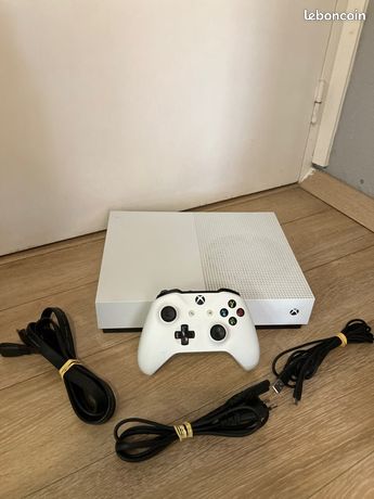 Console Microsoft Xbox One S Digital 1 To Blanche + 1 Manette