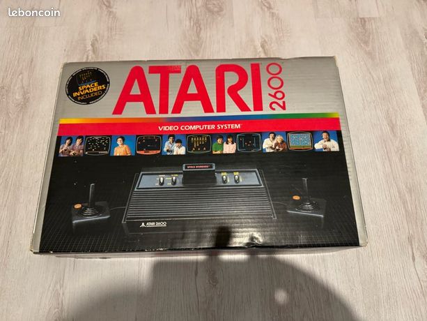 Console ATARI 2600 avec jeu Space invader