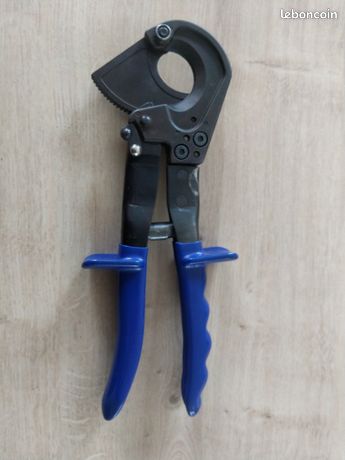 Coupe câble professionnel