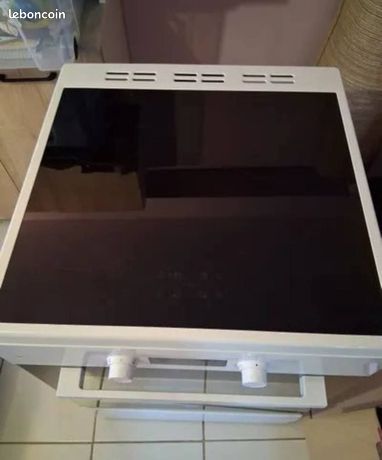 Cuisinière induction Beko