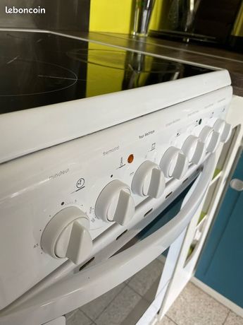 Cuisinière plaques + four