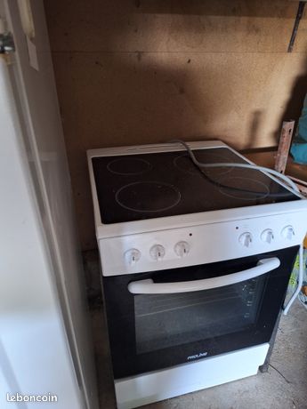 Cuisiniere vitro