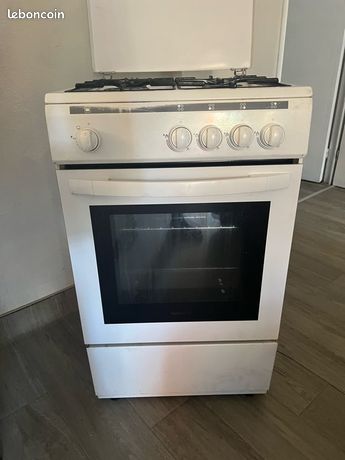Cuisiniers four gaz