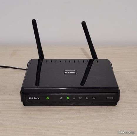 D-Link Routeur Wireless N 300 DIR-615 4 LAN 1 WAN WIFI