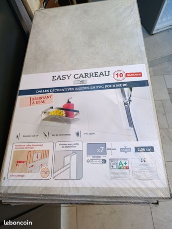 Dalles décoratives DUMAPLAST blanc 70x42 clipsable