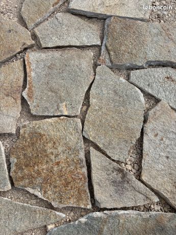 Dalles pierres naturelles pour terrasse ou chemin