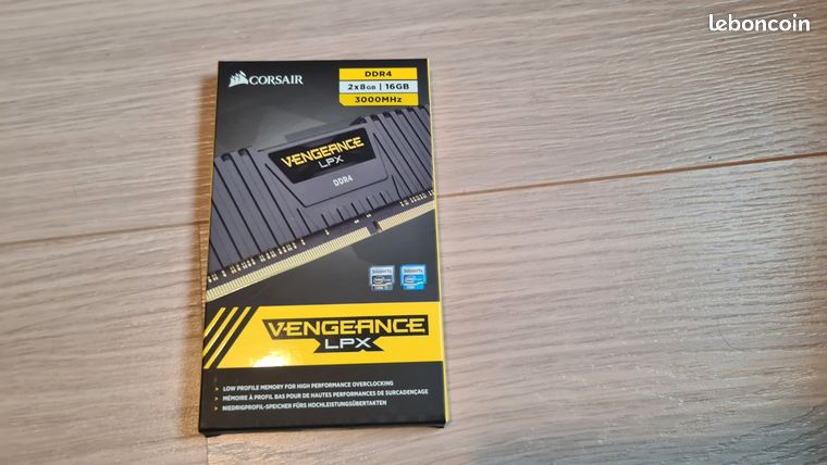 DDR4 16GB (2*8GB) - 3000MHz - Corsair Vengeance LPX