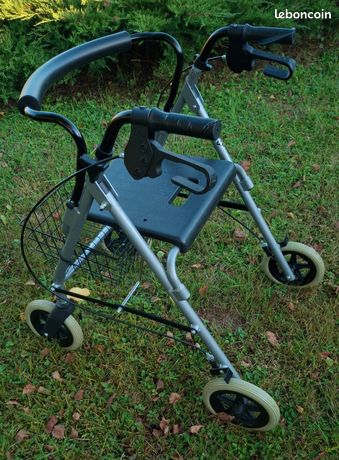 Déambulateur Rollator 4 roues