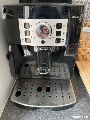 Delonghi magnifica S