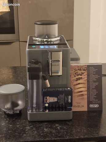 Delonghi rivelia 440 55g neuve