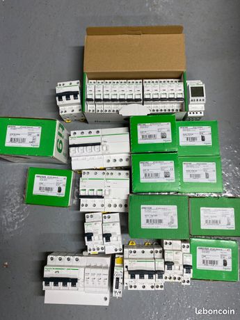Déstocker Schneider mono triphasé tetra