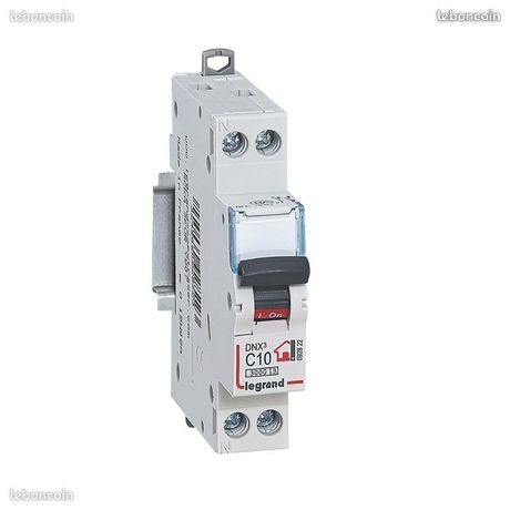 Disjoncteur Legrand 10A 16A et 32A - NEUF JAMAIS INSTALLE