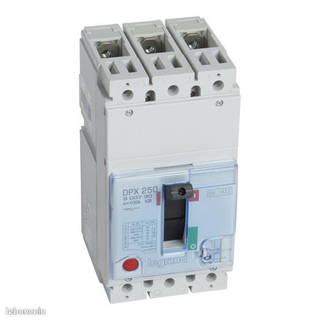 Disjoncteur Legrand DPX 3P 100A