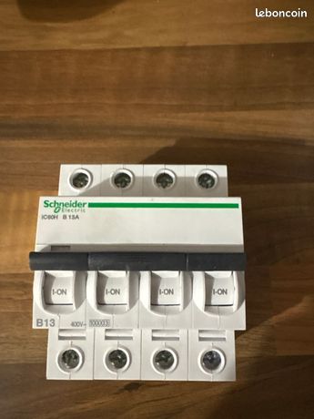 Disjoncteur Schneider IC60H B13A