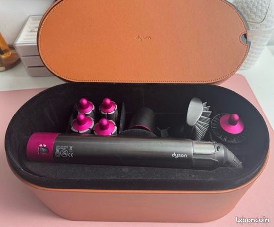 Dyson air wrap rose
