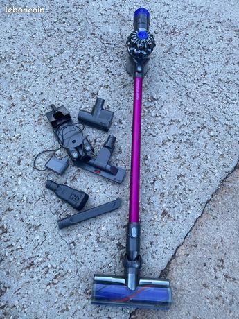 Dyson V6 absolute+