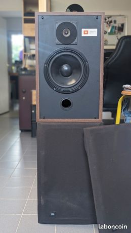 Enceintes JBL radiance R82