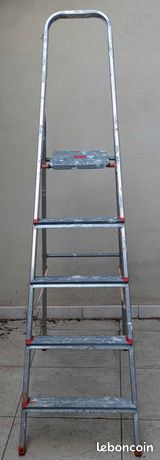 Escabeau Aluminium hauteur 17m