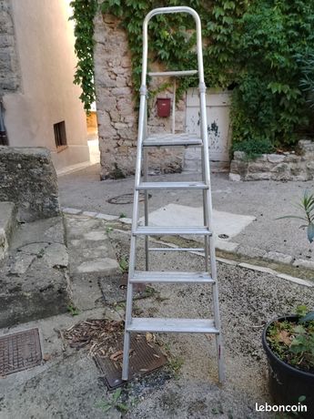 Escabeau peintre