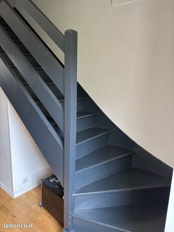 Escalier en pin massif