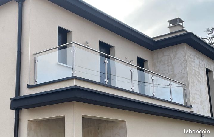 Fabricant et installateur de garde-corps en inox et verre