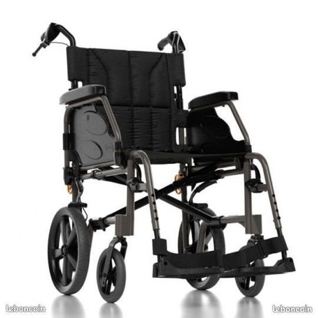 Fauteuil de transfert pliable "Invacare Action 2 NG"