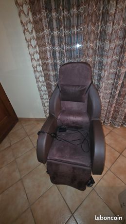 Fauteuil médicalisé