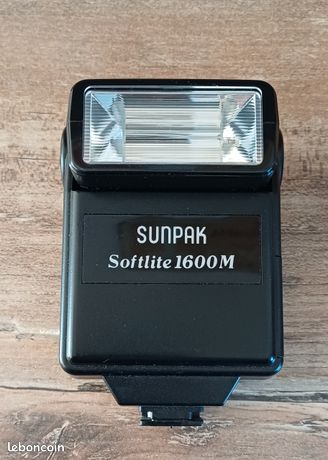 Flash SUNPAK Softlite 1600 M