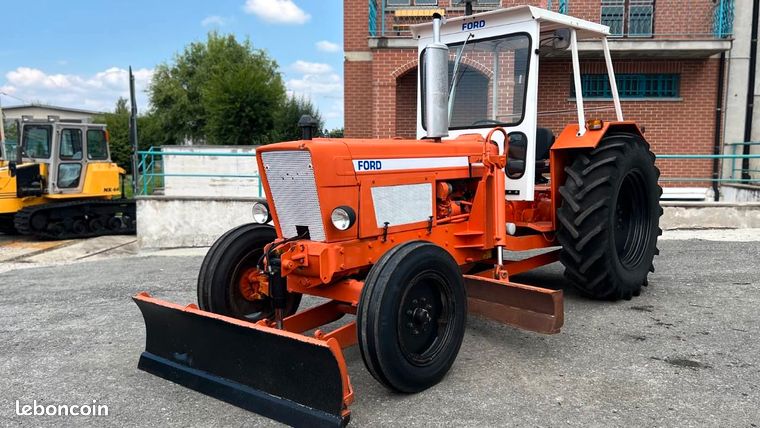 Ford F5600