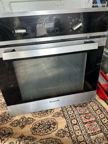 Four à vendre