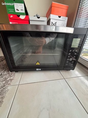 Four électrique FAR