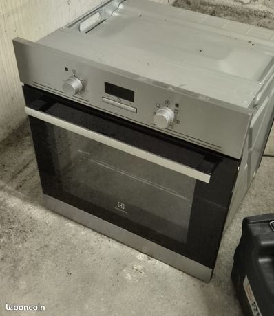Four Electrolux encastrable