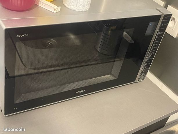 Four Micro-Ondes Whirlpool Cook30 avec encore protection d’origine