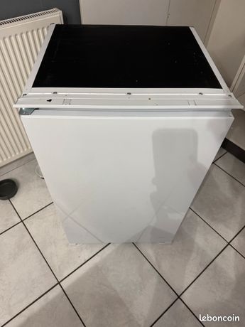 Frigo encastrable Thomson